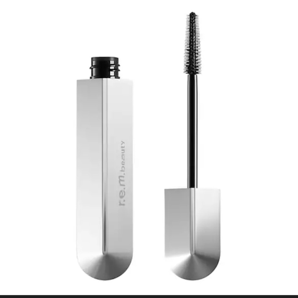 r.e.m. beauty black Mascara